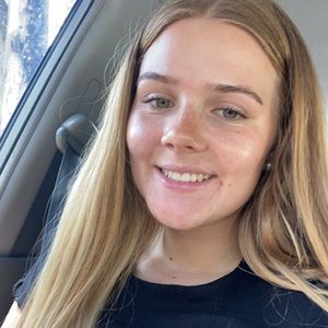 Meet your Posher, Annalise